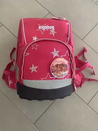 Ergobag Cubo Pink Schulranzen, neuwertig für Mädchen!