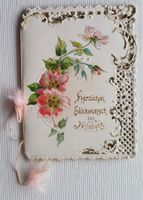 Glückwunschkarte geprägt, Rote Blumen, um 1900