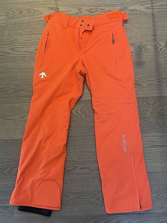 Pantalons: Pantalon ski Descente Swiss ski – D'occasion à Vandoeuvres par mar_gk9x