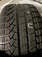 245/35/19 & 265/30/19  Pirelli P-Zero Winterreifen