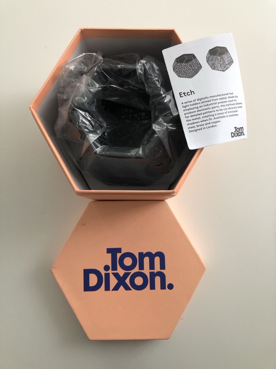 Tom Dixon Lampade: Tom Dixon Etch Schwarze Teelicht Lampe. New mit box – Nuovo (secondo la descrizione) da Zürich venduto da jmo_zs7g