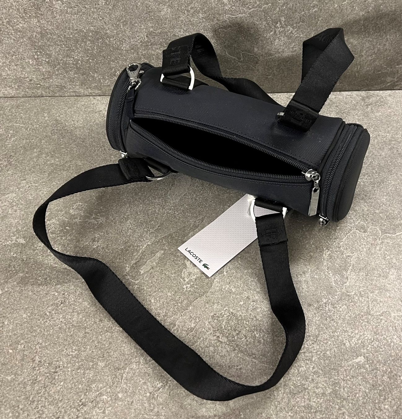 Lacoste Borse da donna: Lacoste Röhren Tasche ... – Nuovo (secondo la descrizione) da Chur venduto da Papageibarsch77 2