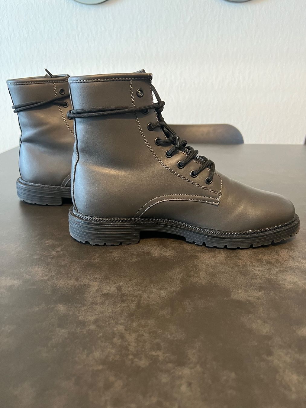 Zara Scarpe da uomo: Bottines de chez Zara – Usato da Pully venduto da Afagone 2