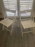 Klappstühle weiss