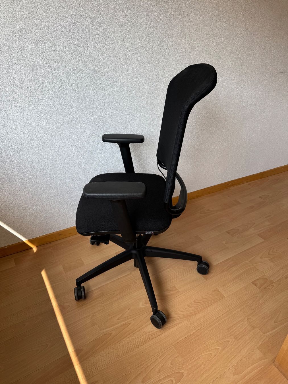 Giroflex Sedie: Giroflex Bürostuhl Mobil Pfister – Usato da St. Gallen venduto da cedisells 2