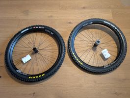 DT Swiss HX 1700 Hybrid LS Mullet Laufradsatz