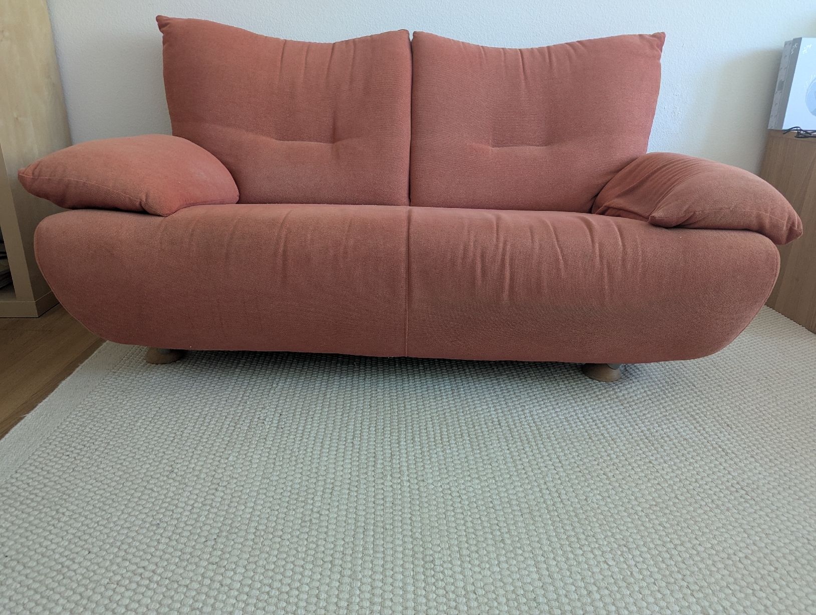 Divani: Rotes 2-er Sofa – Usato da Basel venduto da car_jxm9 3