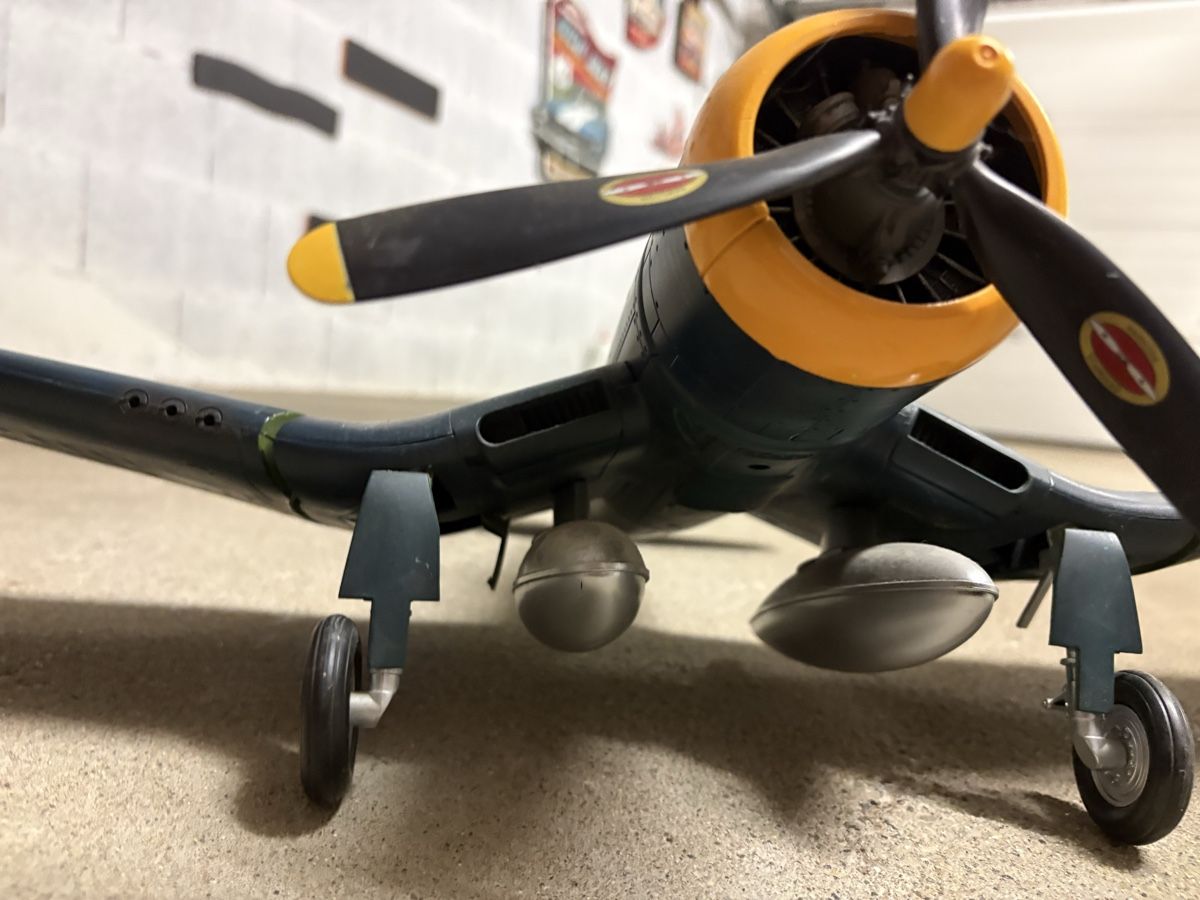 Kits de montage: Elite Force F4U Corsair 1/18 – D'occasion à Villarimboud par hampton2012 4