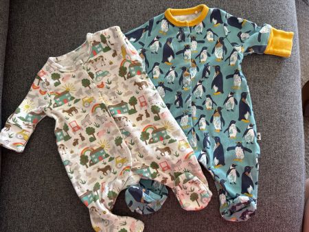 2 Strampler von Frugi
