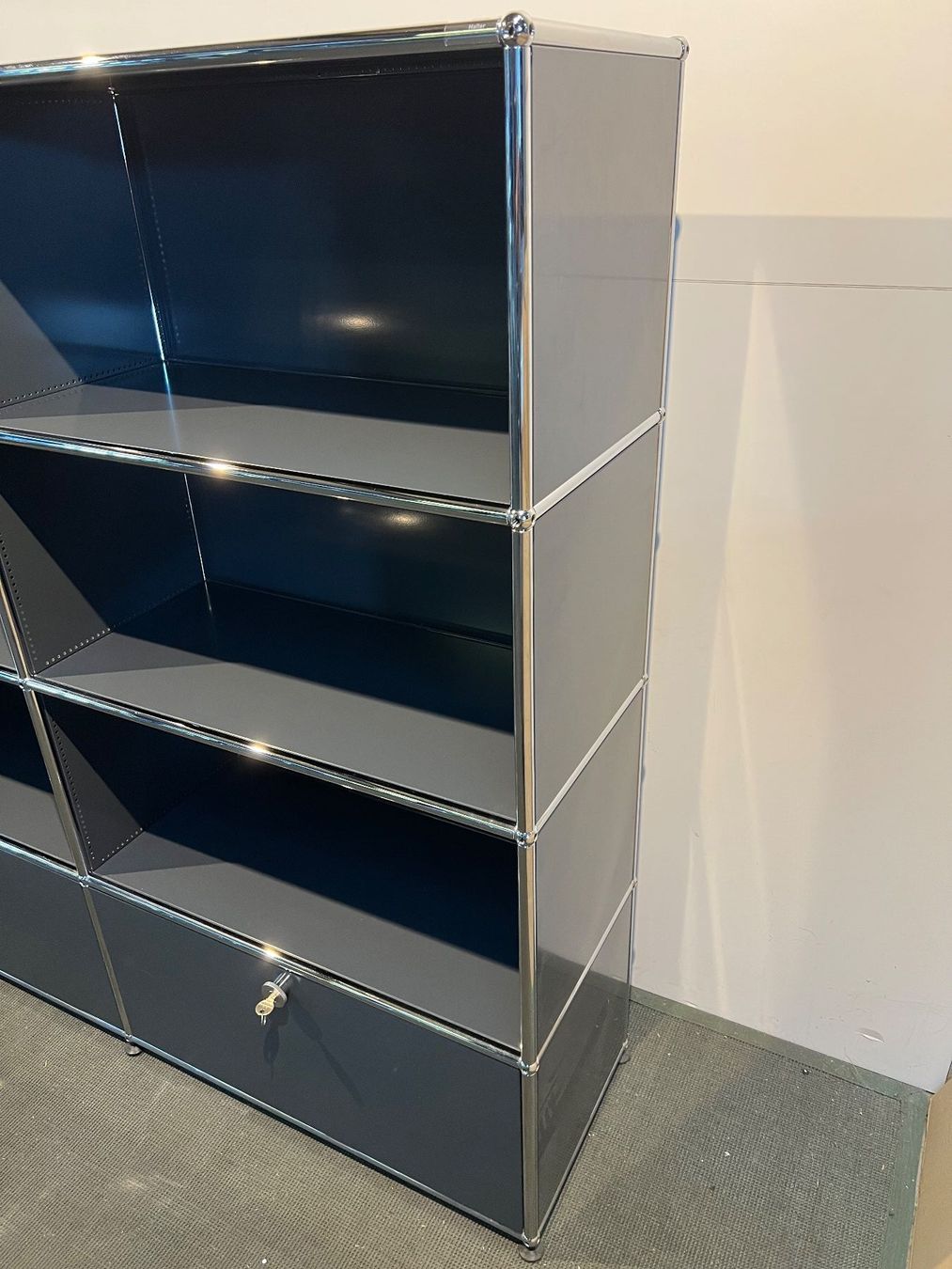 USM Regale: 009 USM Haller Möbel 2x4 – Gebraucht aus Wangen an der Aare von TBYN 2