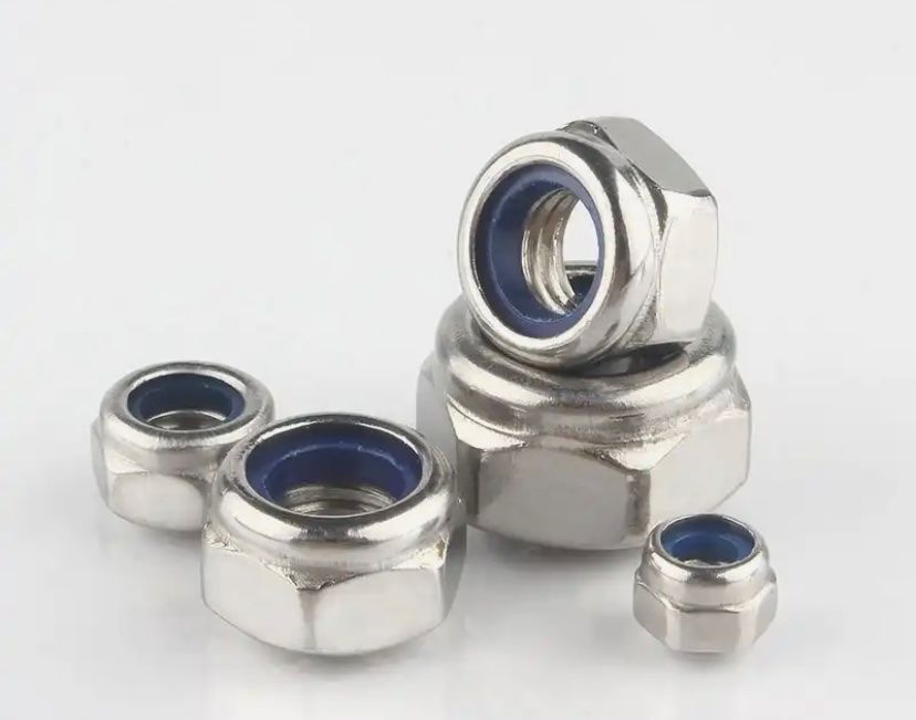 Quincaillerie: 265Pcs. Edelstahl  Nylock Mutter Mutter Hex Nylon Einsatz – Neuf avec emballage d'origine à Seon par Aaargauer01 1