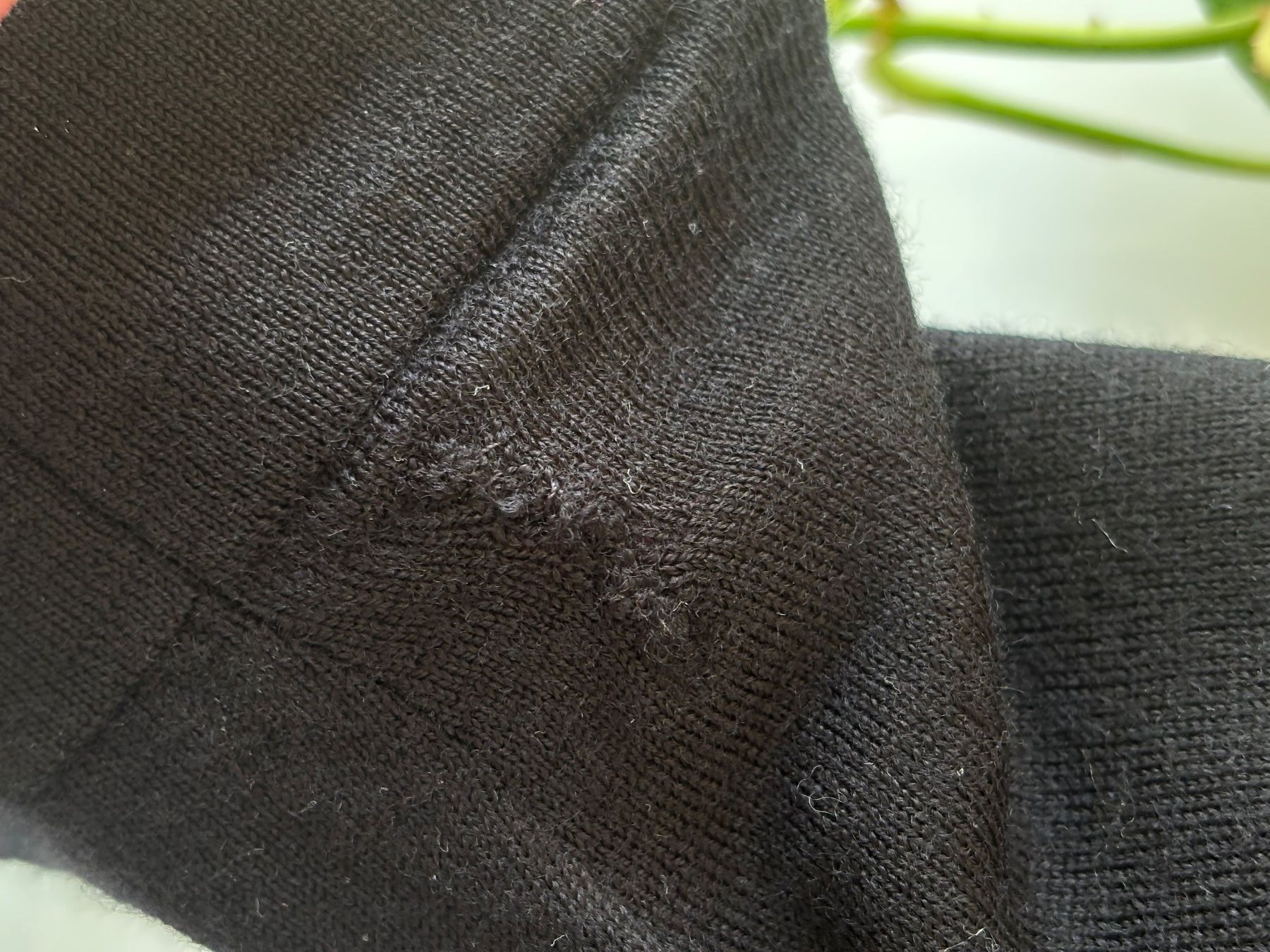 Maglioni & Felpe: FILIPPA K schwarzer Wollpullover Gr. L (geflickte Stellen!) – Usato da Zürich venduto da missmodernage 7
