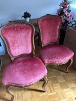 Zwei antike Stühle Holz mit rotem Samtbezug gebraucht