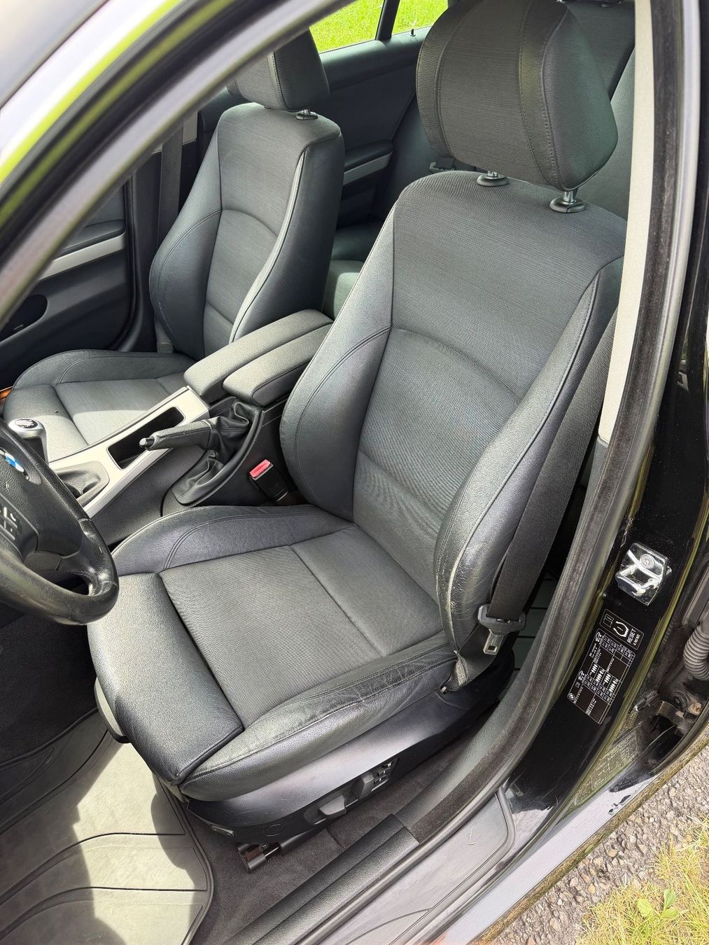 BMW Automobili: BMW 325 XI Touring – Usato da Appenzell Steinegg venduto da abcdefg070 8