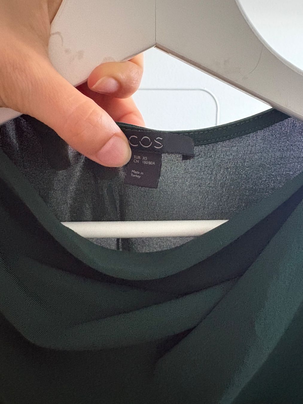 Cos Vestiti: Dunkelgrünes langes Kleid von COS – Usato da Zürich venduto da bbbggg 2
