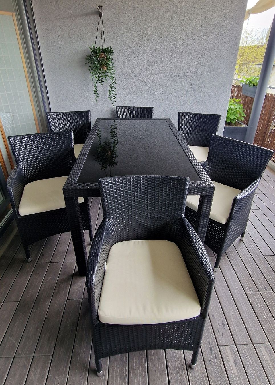 Set di tavolo e panche: Rattan Sitzgruppe – Usato da Zug venduto da Moehrli81