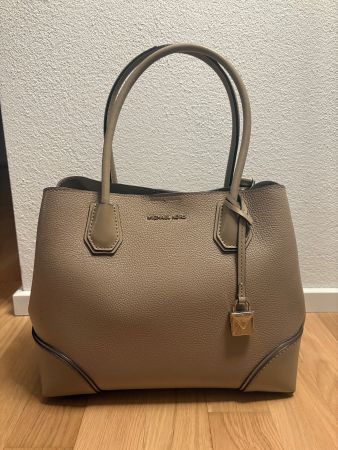 Michael Kors Tasche in Beige