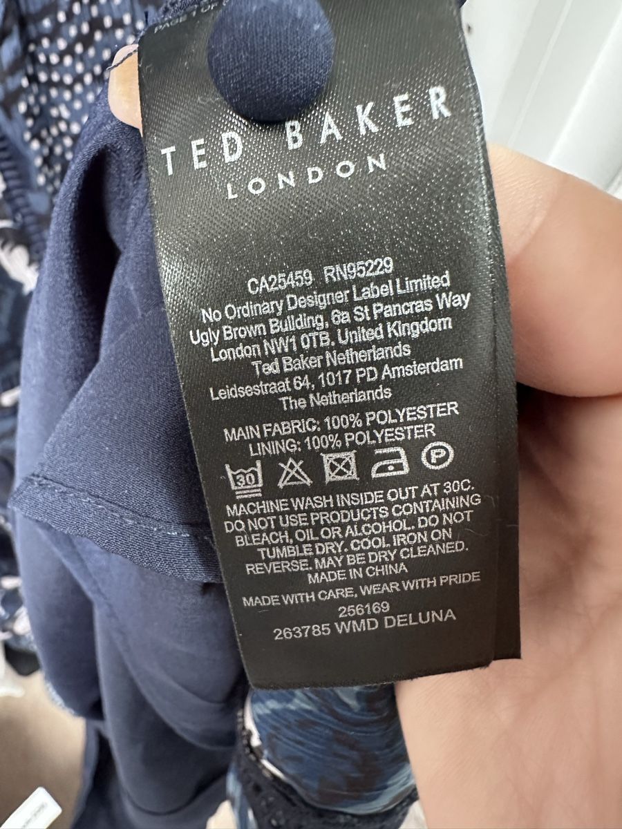 Ted Baker Robes: Kleid von Ted Baker – Neuf (Voir description) à Dintikon par Angelina75 1