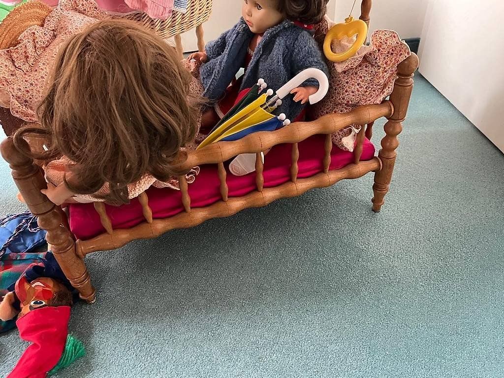 Giocattoli: Diverses Mädchen- bzw. Kinderspielzeug – Usato da Eschen venduto da evi_8xrh 1