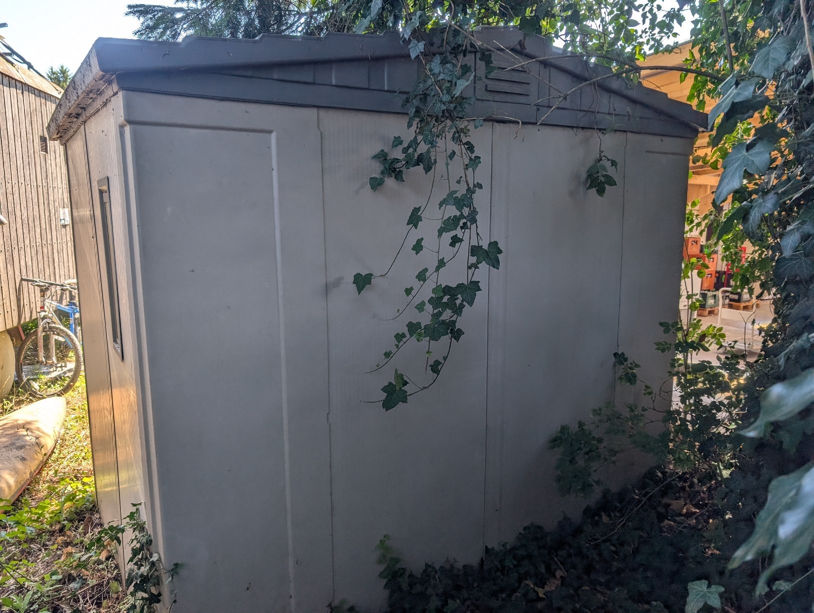 Casette da giardino & serre: Gartenhauss Kunststoff – Usato da Lanzenhäusern venduto da Parabits 2