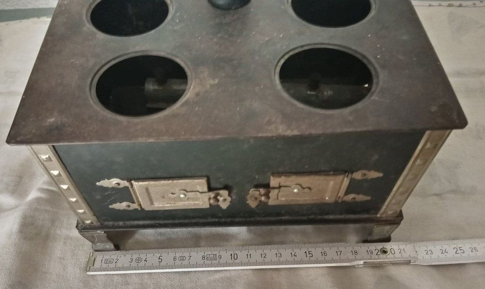 Cuisinière Dinette Années 60 – Jouet Ancien En Tôle – Fabrication Française