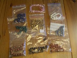 Diverse Edelstein Perlen und Power-Beads Buch zu verkaufen!