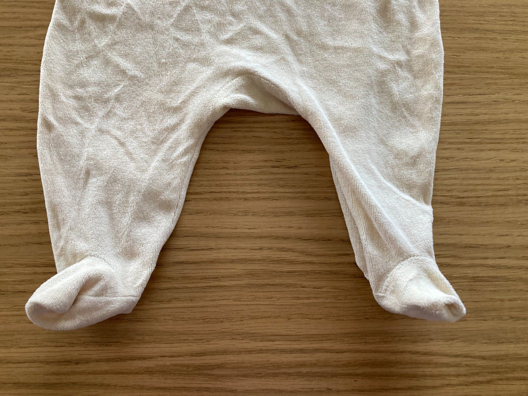 Pyjamas: Strampler mit Füsschen Marke "Dimo" – Gebraucht aus Muttenz von Juvenile33 3