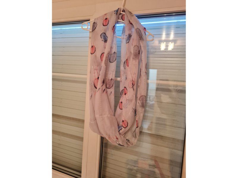Foulard & Sciarpe: Damen-Schal – Nuovo e nell'imballaggio originale da Salez venduto da muss-ich-haben-02 1