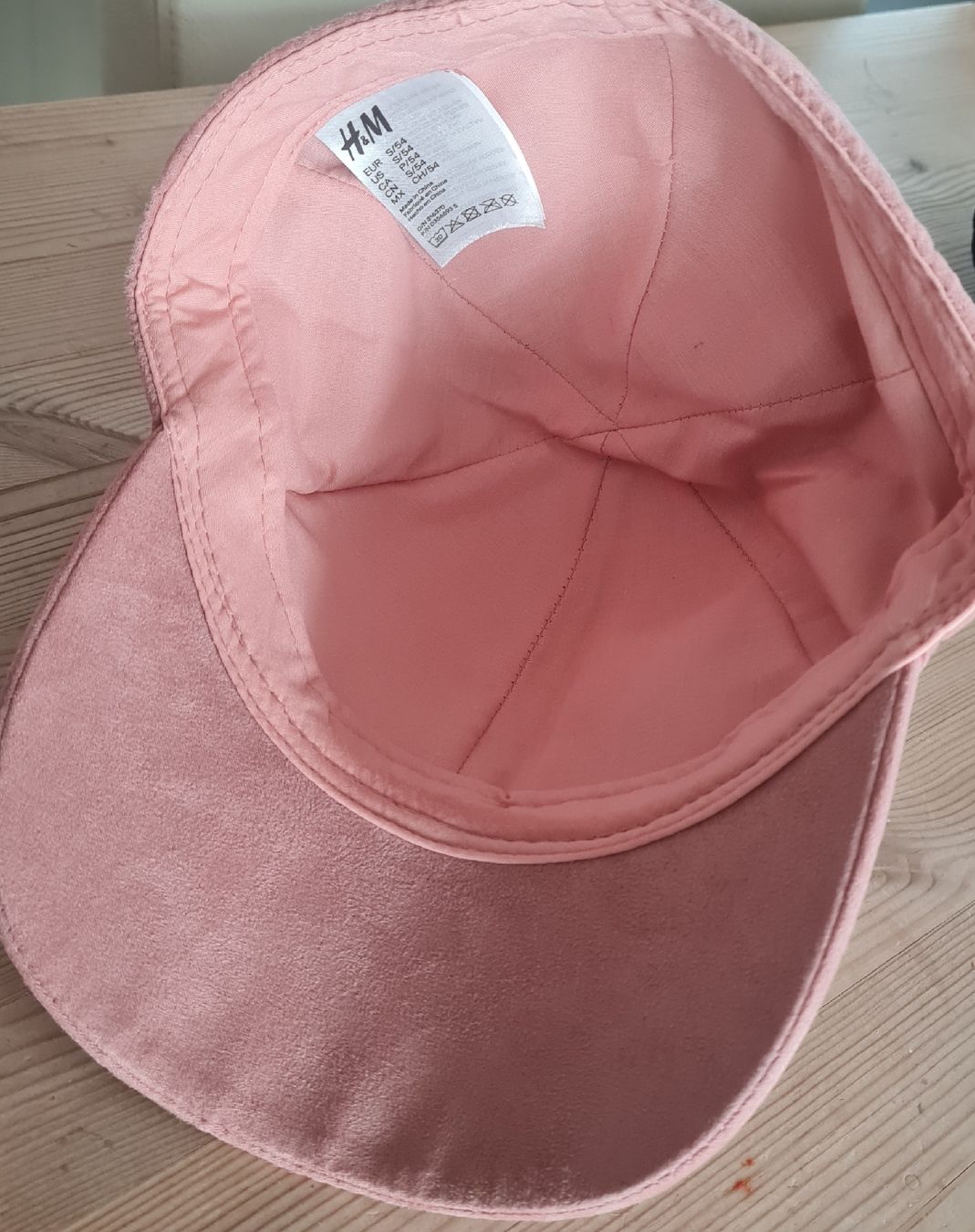 Autres vêtements femmes: Cap Gr. S/54 – D'occasion à Beinwil Freiamt par tafa8 1