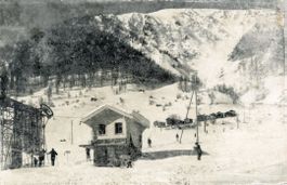 Reckingen   VS  im Goms  /  SKILIFT / Skifahrer   um 1967