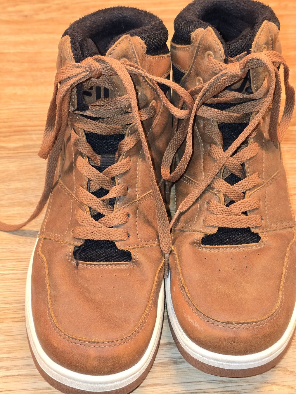 Fila Scarpe da uomo: Fila, Winterschuh, Übergangsschuh, Gr. 40 – Usato da Morschach venduto da Monikawi 1