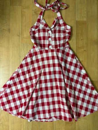 Neu: Rot-weiss kariertes Kleid Gr. M