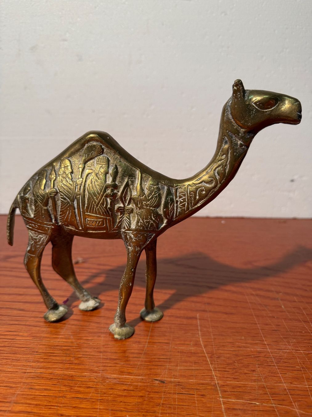 Alle Dekorationen: Brass Camel Figurine Decorative Object Engraved Design – Gebraucht aus Lausanne von artnouveau05 2