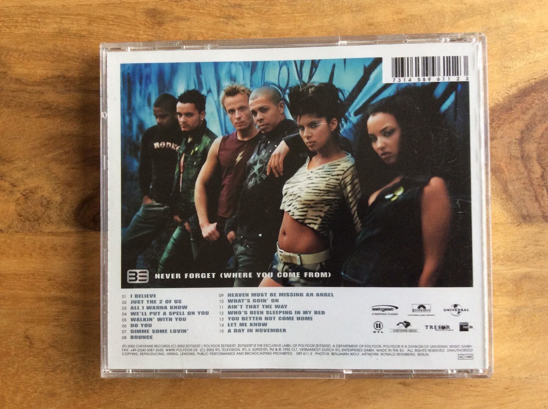 CD: CD Bro‘Sis / Never Forget – Usato da Horgen venduto da flyingpenguin2000 2