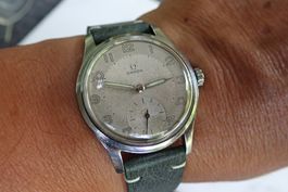 VINTAGE!! SAMMLERUHR OMEGA HANDAUFZUG KALIBER 30T2