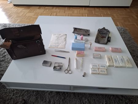 Sanitätstasche Schweizer Armee Leder Jahrgang 1965 gebraucht