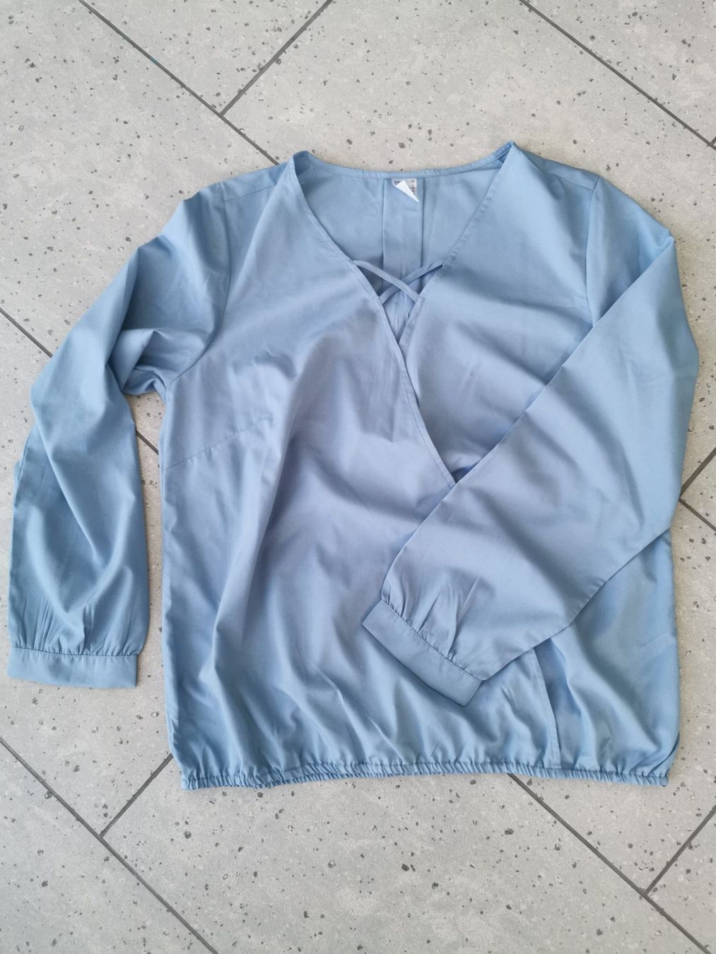 Camicette: Hellblaue Bluse, Gr. 38 – Nuovo (secondo la descrizione) da Malters venduto da Wahni81