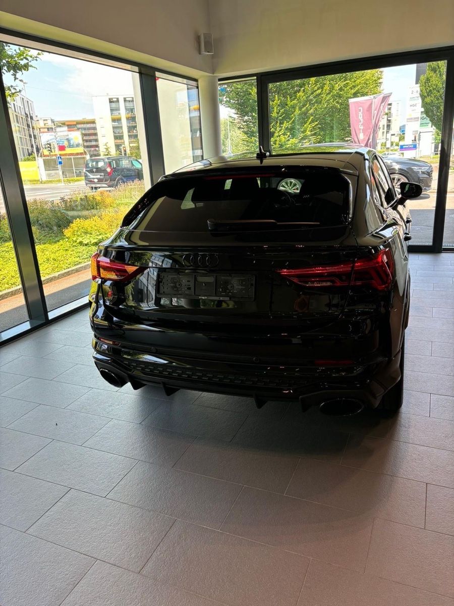 Audi Automobili: Audi Q3 RS – Usato da Abtwil AG venduto da WatchLab 1