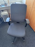 Bürostuhl anthrazith mit Rollen top Zustand