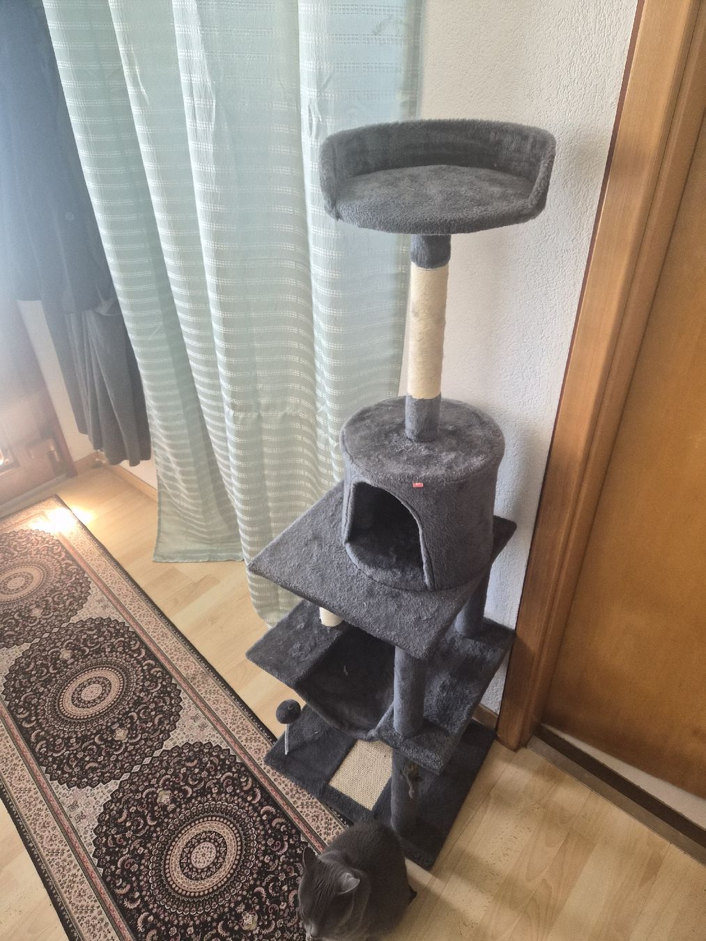 Arbres à chats: Arbre à chat très peu utilisé – D'occasion à Corbeyrier par den_m2cj 1