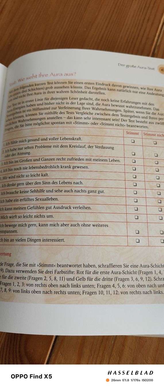 Libri: Aura – Nuovo (secondo la descrizione) da Volken venduto da katz5 2