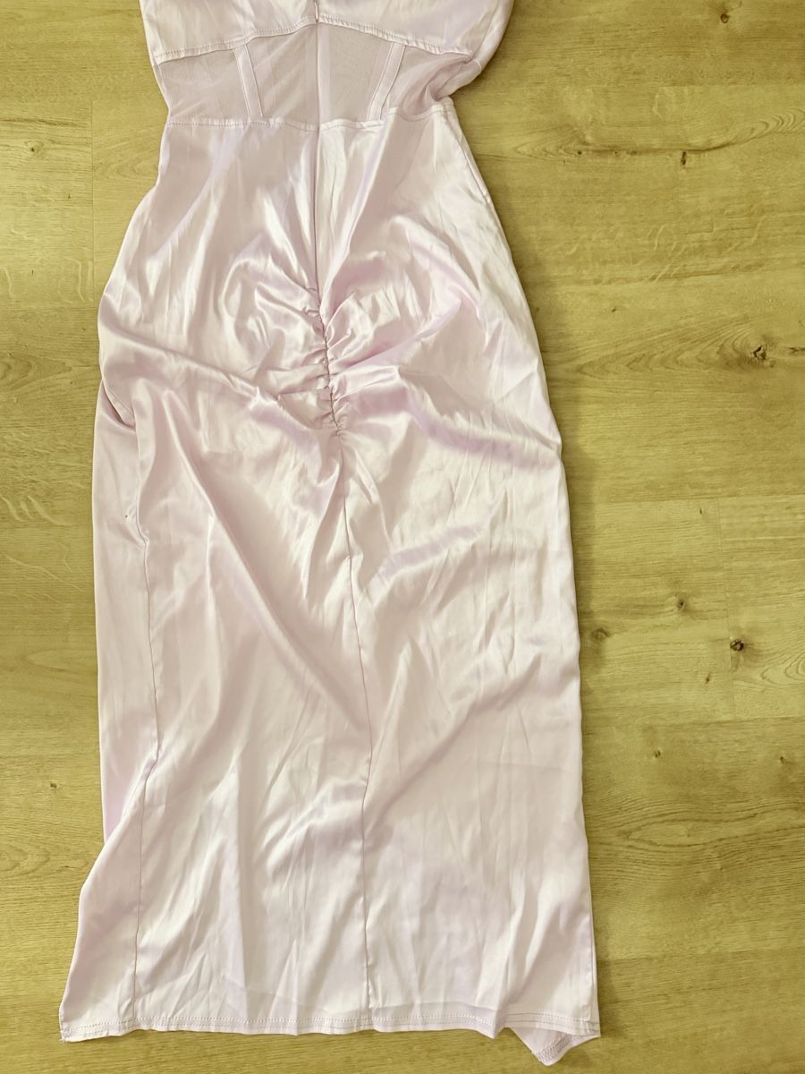 Asos Vestiti: Schönes Kleid asos design – Usato da Jona venduto da HappyHappyHappyHappy 3