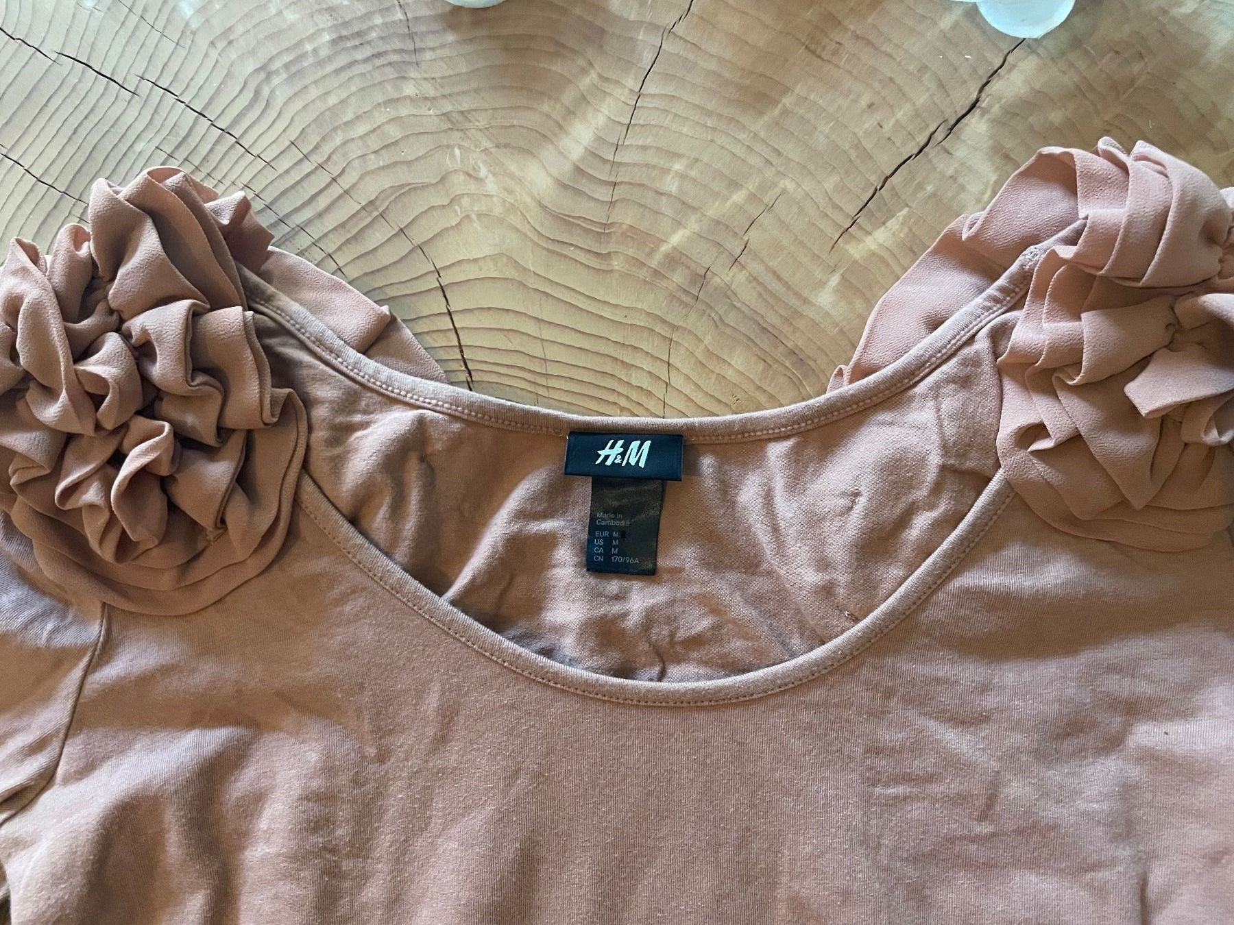 H&M Tops: Puderrosa Langarmtop/-pullover mit Schulterpolstern Gr. M – D'occasion à Zürich par AnnaSa 5