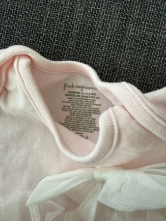 First Impressions Set Baby rosa Tüll Grösse Newborn 0-3