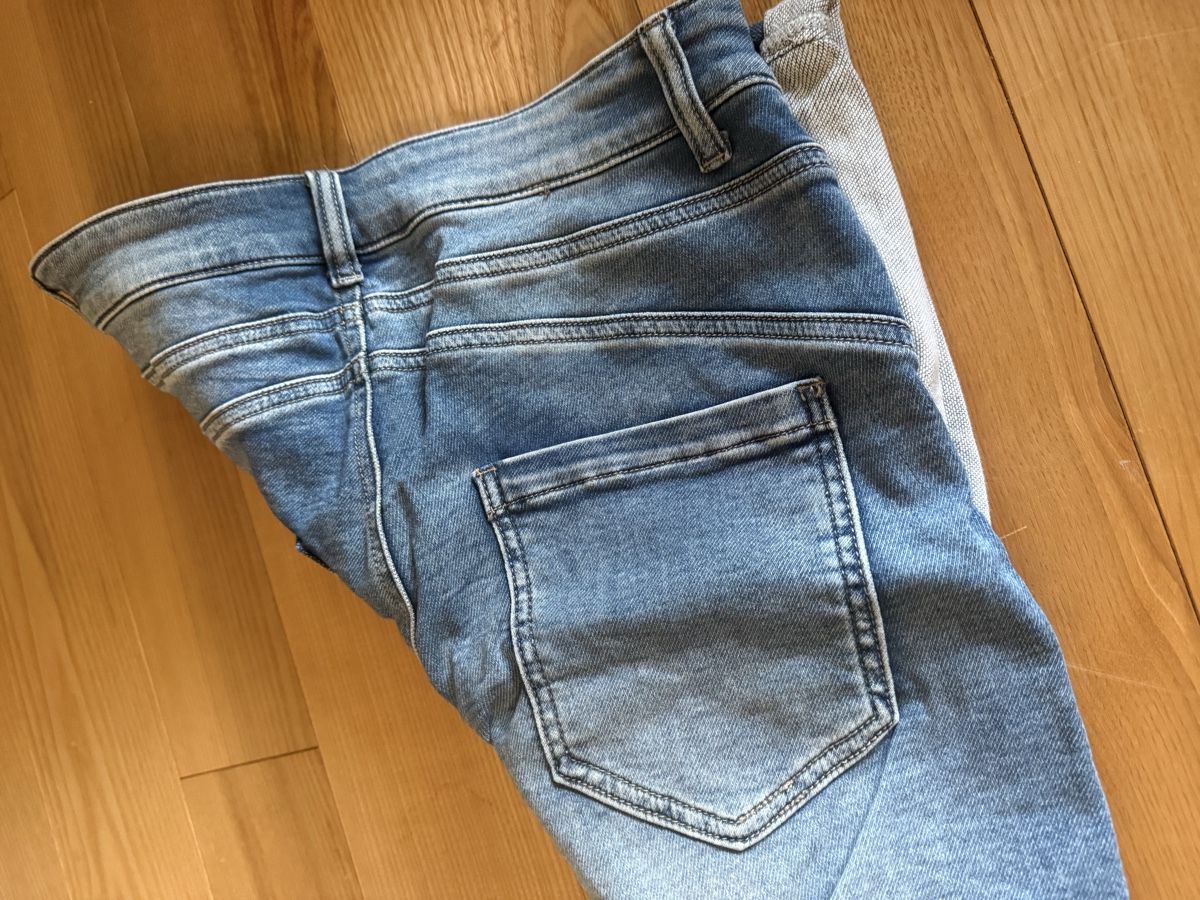 Jeans: Melly & co jeans shorts – Gebraucht aus Itingen von jessi811 1