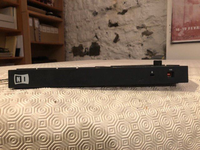Native Instruments Strumenti musicali: Maschine Mikro MK3 – Usato da Mont-sur-Lausanne venduto da dragost 1