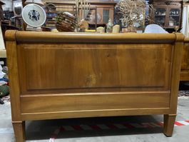 Biedermeier Bettrahmen  aus Nussbaumholz