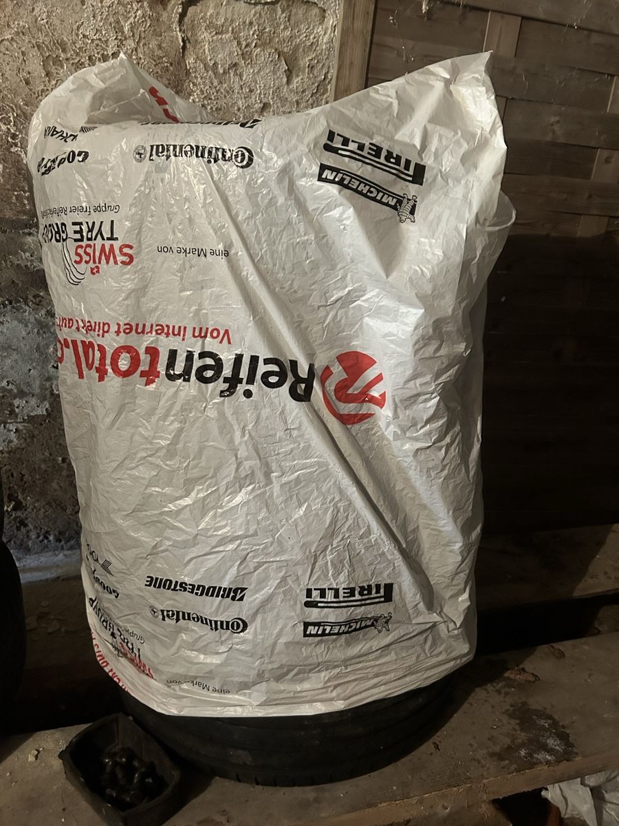 Pneumatici & Ruote complete: Audi Sommerrad 19 Zoll – Usato da Ebersecken venduto da jh0 9
