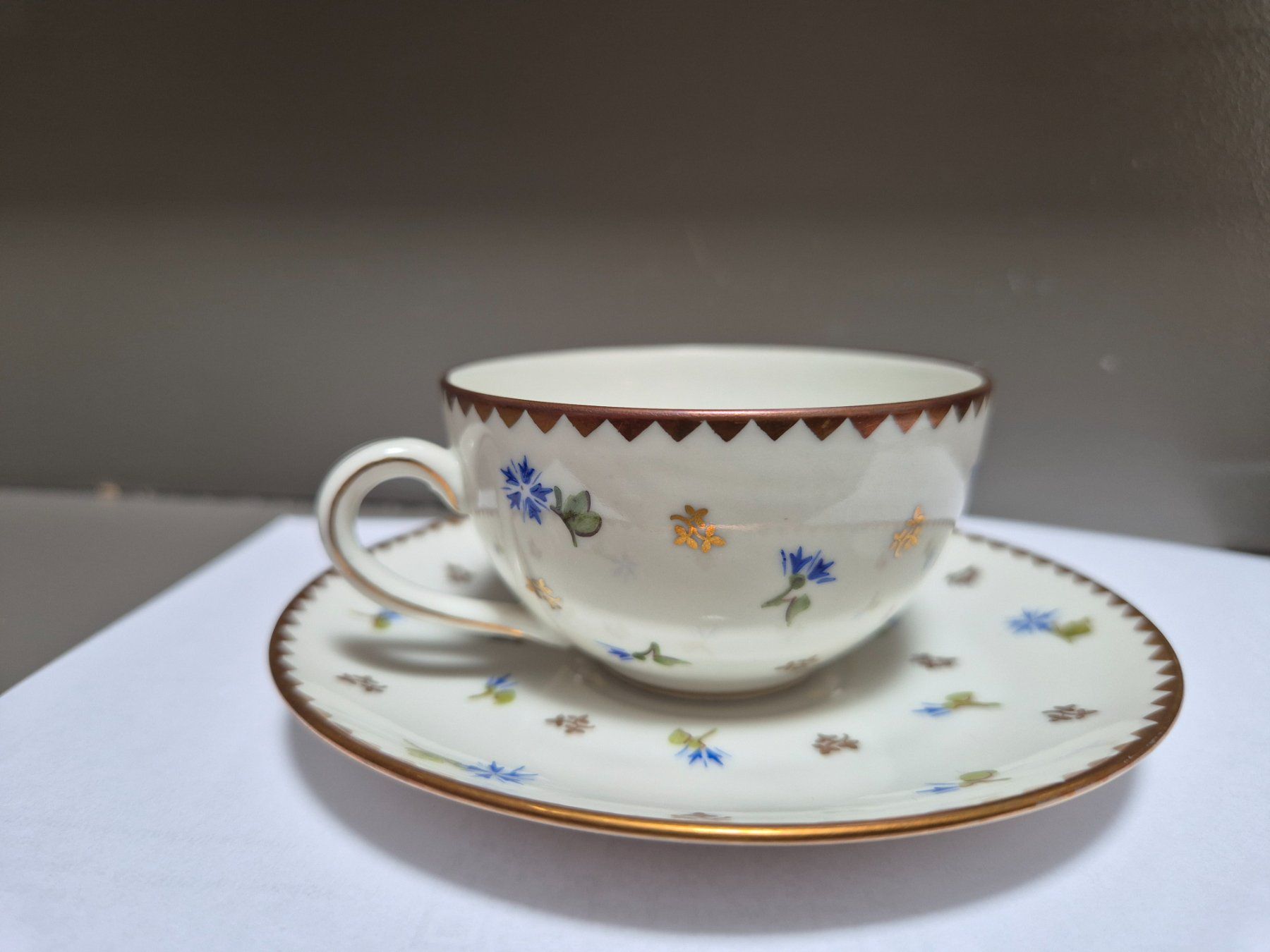 Tazze: Antike Langenthal Espresso Tasse – Usato da Bassersdorf venduto da Seaworld06