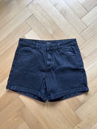 Jeansshorts Vero Moda (L) schwarz